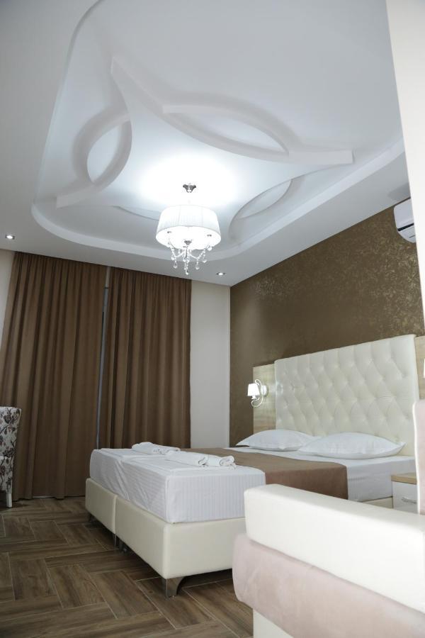 Metropolis Hotel Ulcinj Ngoại thất bức ảnh