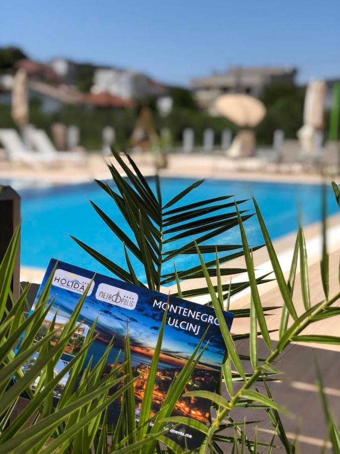 Metropolis Hotel Ulcinj Ngoại thất bức ảnh